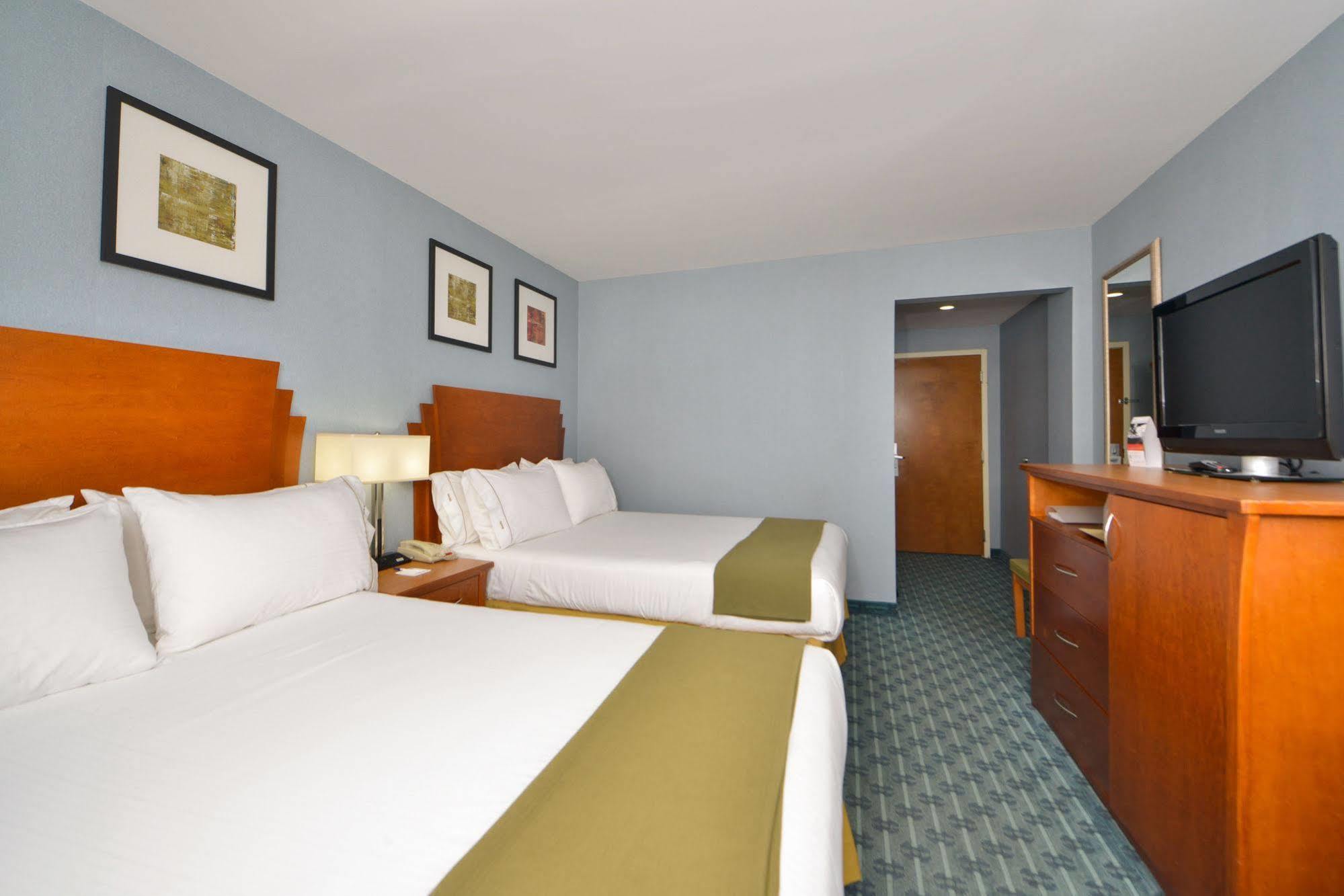 Holiday Inn Express Laguardia Airport, An Ihg Hotel Nowy Jork Zewnętrze zdjęcie